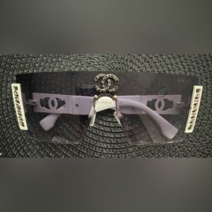 NWOT NOT THE REAL BRAND SUNGLASSES BUT THEY WILL MAKE YOU LOOK VERY ELEGANT